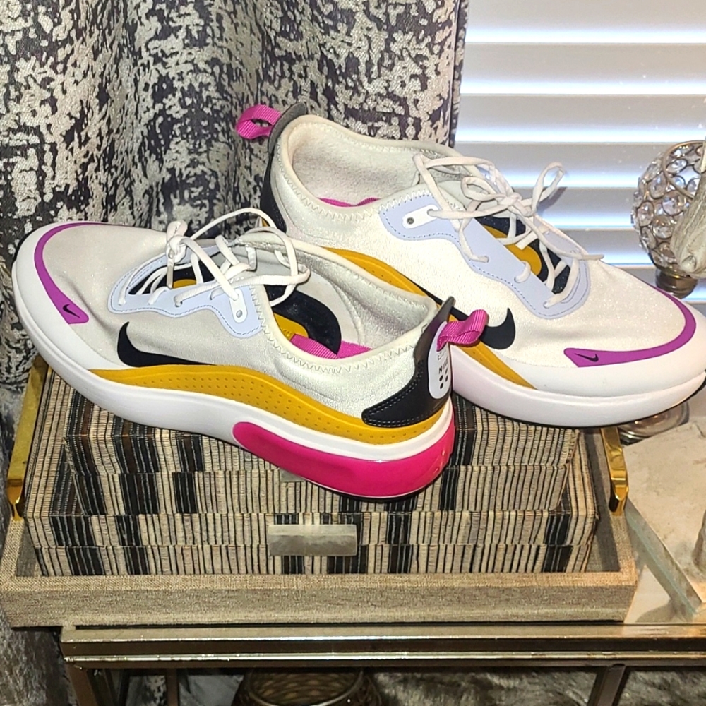 Nike Air Max Dia White Pollen Rise